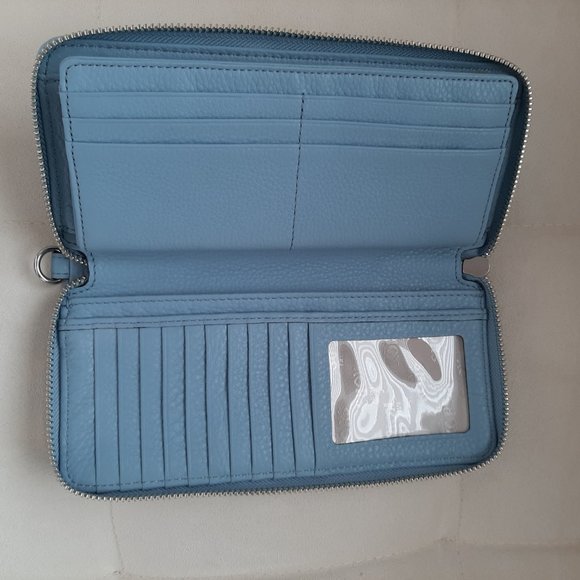 New Michael Kors Jetset Leather Wallet - Picture 3 of 5